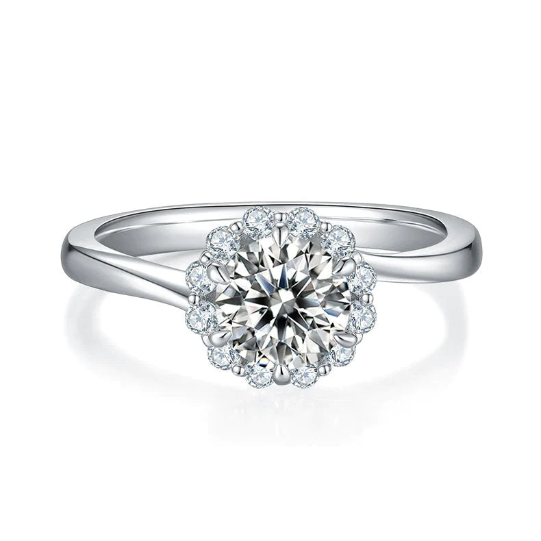 Love Fire Mosang Diamond Women's Ring